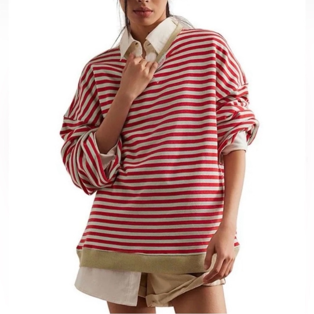 Free People Classic Striped Oversized Crew Neck Long Sleeve Sweatshirt
Medium